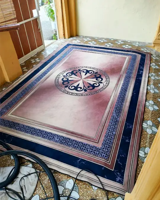 Karpet ruang tamu setelah dicuci oleh Indeep Cleaning